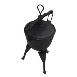 kociolek-zeliwny-5-litrow-zakrecany-grill-ogrodowy