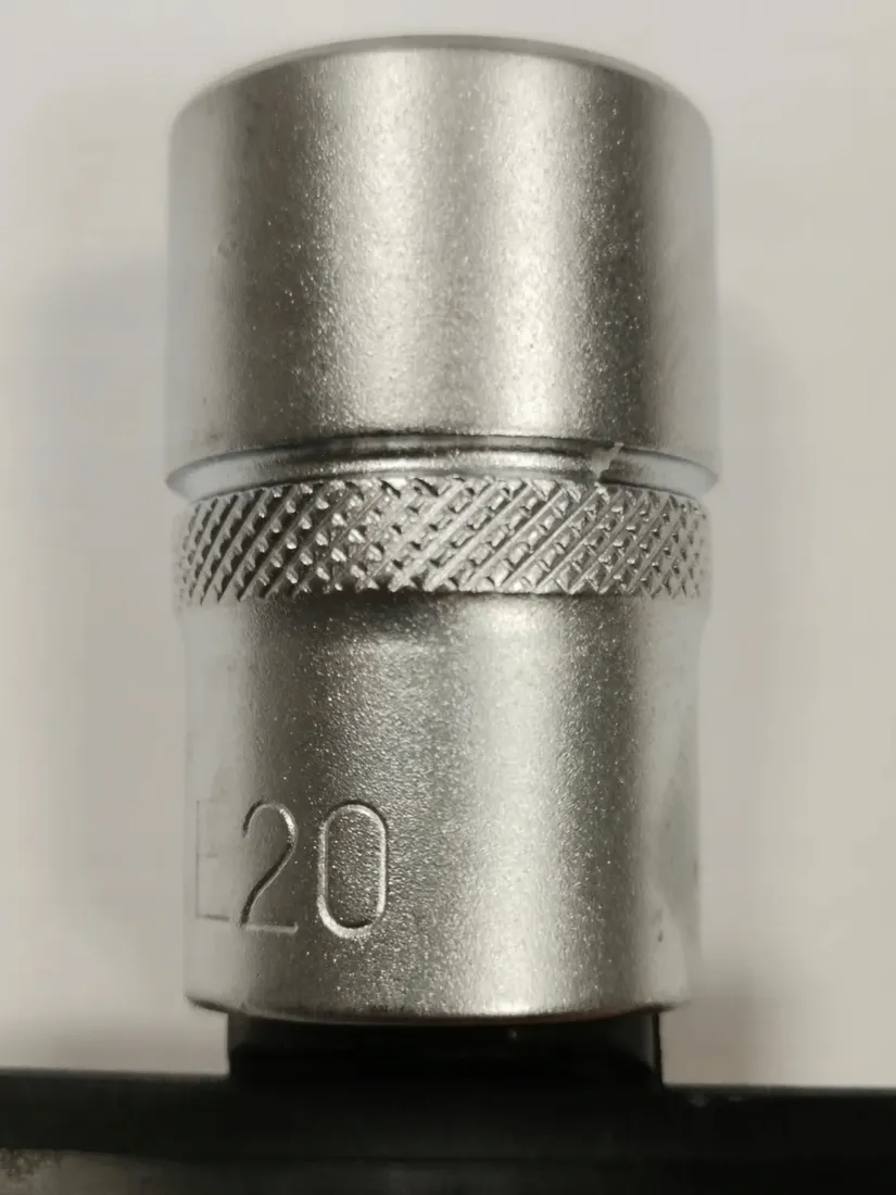 nasadka-koncowka-bit-torx-1-2-e20