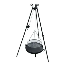 grill-skladany-na-trojnogu-z-paleniskiem