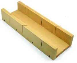 skrzynka-uciosowa-drewniana-6-5cm-xltools