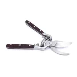 sekator-nozyce-do-zywoplotu-galezi-kuty-drewniany