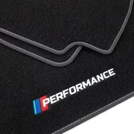 dywaniki-welurowe-logo-do-bmw-seria-3-e46-1998-2006-sedan-kombi