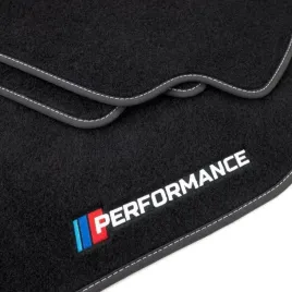 dywaniki-welurowe-logo-do-bmw-seria-3-f30-2012-2019-bezzapachowe-stopery