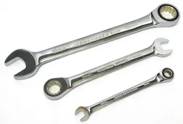 klucz-plasko-oczkowy-z-grzechotka-17mm-jonnesway