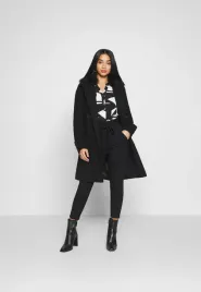 vero-moda-48-4xl-spodnie-damskie-czarne-curve-wmeva-paperbag-d2289