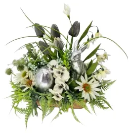 stroik-wielkanocny-z-srebrnym-zajaczkiem-i-kwiatami-elegancka-dekoracja-n