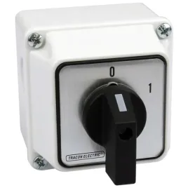 bezposredni-wylacznik-silnikowy-z-obudowa-32a-0-1-tkm-32-qt65