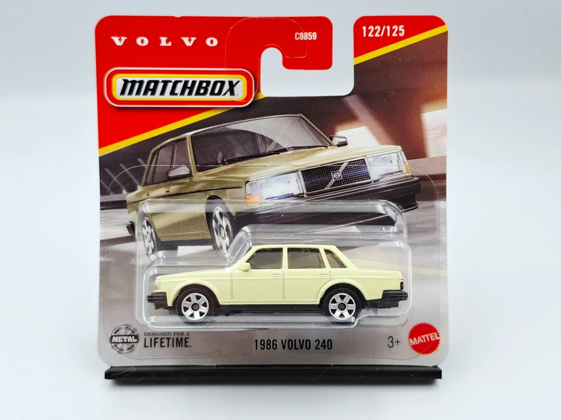 matchbox-1986-volvo-240-bohater-brak