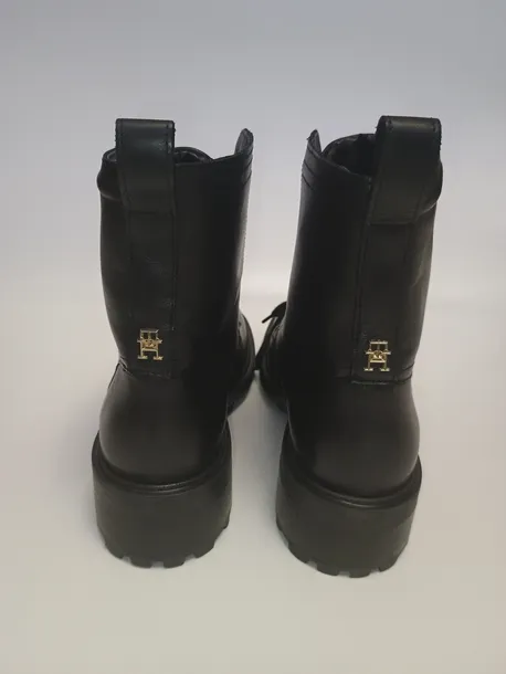 botki-tommy-hilfiger-marka-tommy-hilfiger