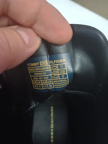 botki-tommy-hilfiger-zapiecie-inne