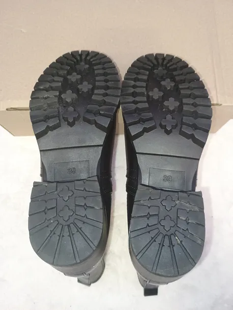 botki-czarne-anna-field-rodzaj-obcasa-inny