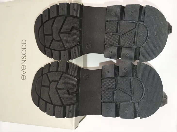 botki-evenandodd-rodzaj-obcasa-inny