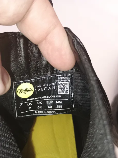 botki-buffalo-r-40-kolor-czarny