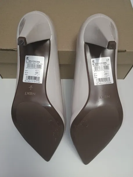 czolenka-next-r-41-rodzaj-obcasa-inny