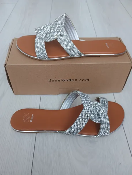 klapki-dune-london-kolor-srebrny