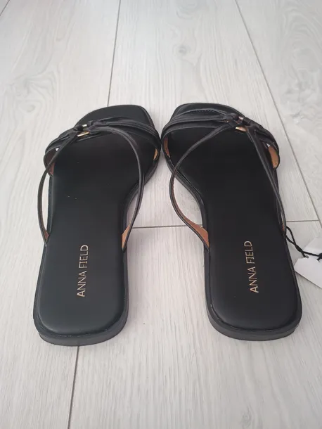 klapki-czarne-anna-field-marka-anna-field