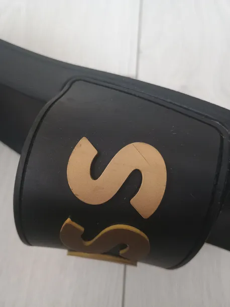 klapki-boss-wzor-dominujacy-inny-wzor-brak