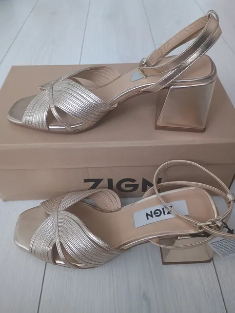 sandaly-zlote-zign-rodzaj-obcasa-inny