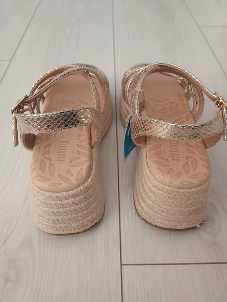 sandaly-espadryle-mtng-marka-inna