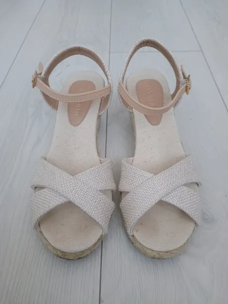 sandaly-anna-field-marka-anna-field