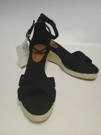 sandaly-tommy-hilfiger