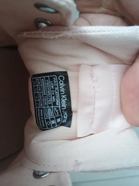 tenisowki-calvin-klein-pudrowe-zapiecie-inne