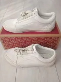 buty-vans-old-skool-bezowe-zapiecie-inne