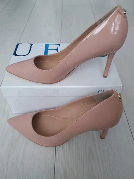 szpilki-guess-dafne-ob-9cm-kolor-rozowy