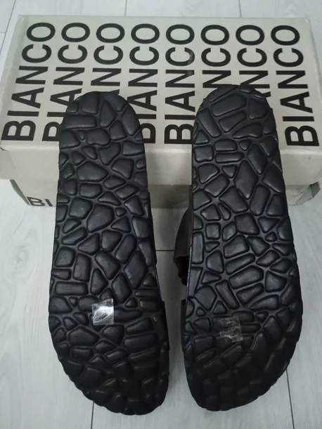 klapki-bianco-fason-brak-informacji