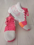 buty-nike-lebron-witness