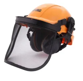 kask-ochronny-helm-dla-lesnikow-drwali-nauszniki
