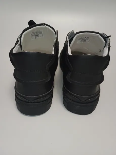 sneakersy-guess-czarne-marka-guess