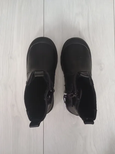 botki-dzieciece-plec-brak-informacji