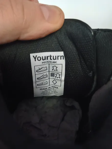 botki-czarne-yourturn-rozmiar-34