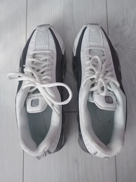 nike-shox-biale-rozmiar-38