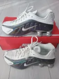 nike-shox-biale-kolor-bialy