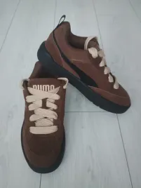 puma-brazowe-park-lifestyle