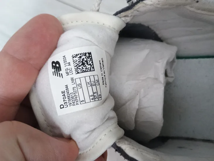 new-balance-370-kolor-wielokolorowy