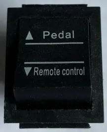 przycisk-do-pojazdow-akumulatorowych-pedal-pilot