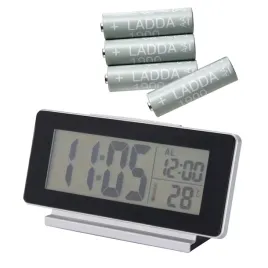 zestaw-zegar-budzik-akumulatorki-4szt-1900mah