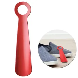 lyzka-do-butow-obowia-czerwona-dluga-18cm