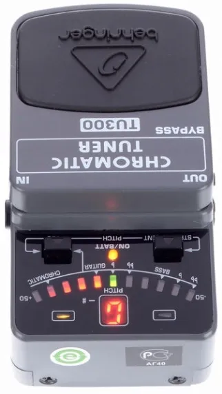 stroik-gitarowy-behringer-tu300-chromati-tuner-stan-nowy