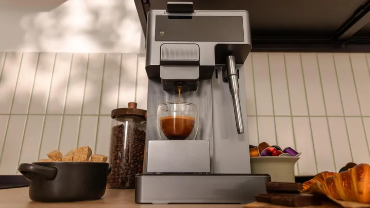 ekspres-do-kawy-cecotec-freestyle-latte-moc-1350-w