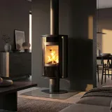 piec-wolnostojacy-na-drewno-erik-na-nodze-obrotowy-czarny-o150-55kw-klasa-efektywnosci-energetycznej-a