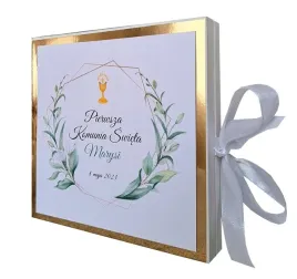 pamiatka-komunii-drewniane-pudelko-na-pieniadze