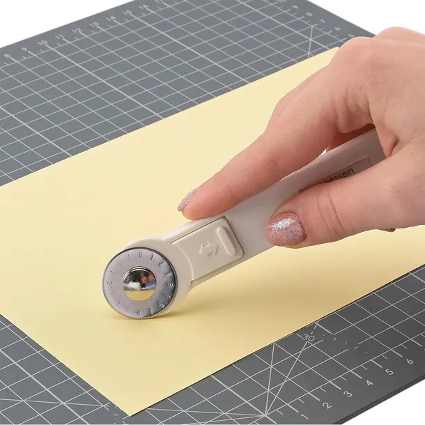 mata-samogojaca-a4-vaessen-creative-22-x-30-cm-cechy-samoregenerujaca-sie-dwustronna-stan-nowy