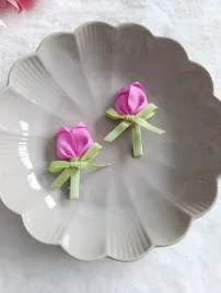 spinka-do-wlosow-rozowy-tulipan