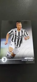 juventus-topps-2021-2022-arthur