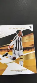 juventus-topps-2021-2022-mckennie-celebrations