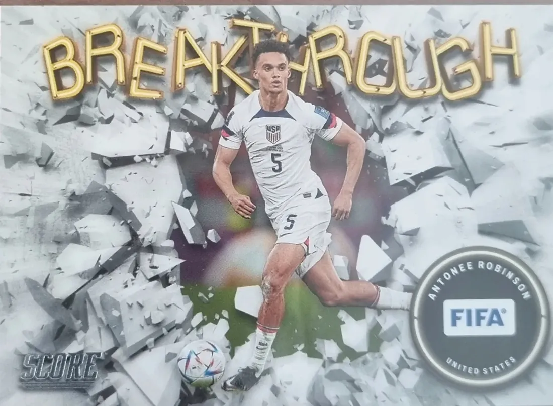 score-2023-panini-breakthbough-antonee-robinson